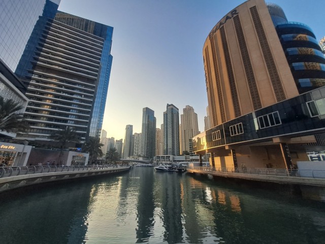 Дубайск в декабре