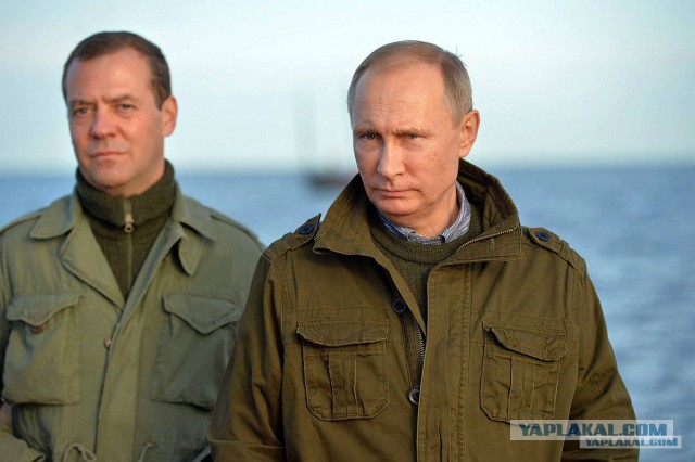 Рыбалка с президентом на озере Ильмень.