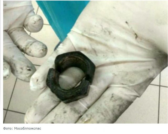В Можайске спасатели сняли металлическую гайку с полового органа мужчины