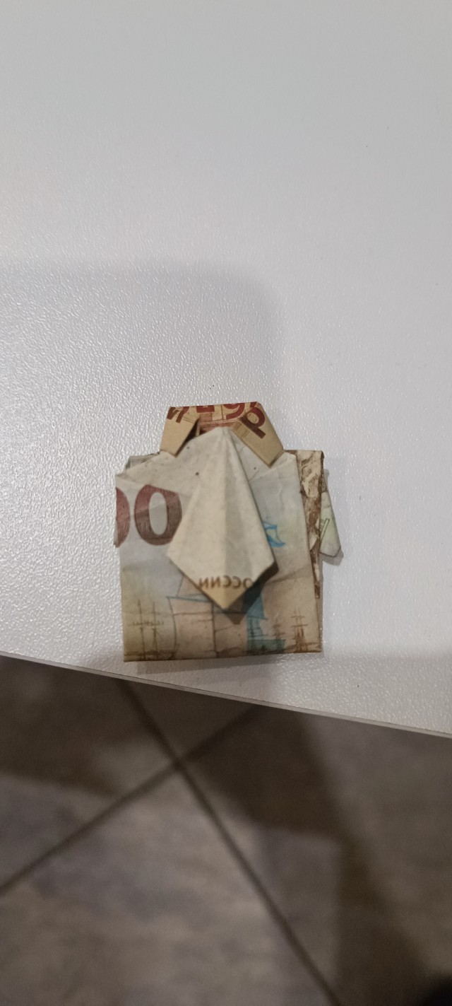 Денежная рубашка с галстуком