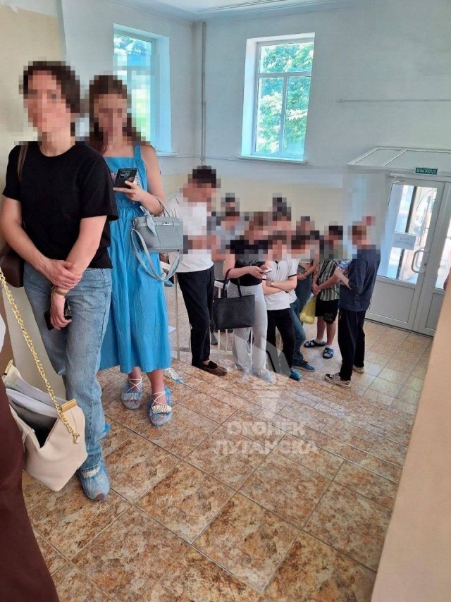 Прилёт БПЛА по учебному корпусу и общежитию Старобельского колледжа, — СМИ.