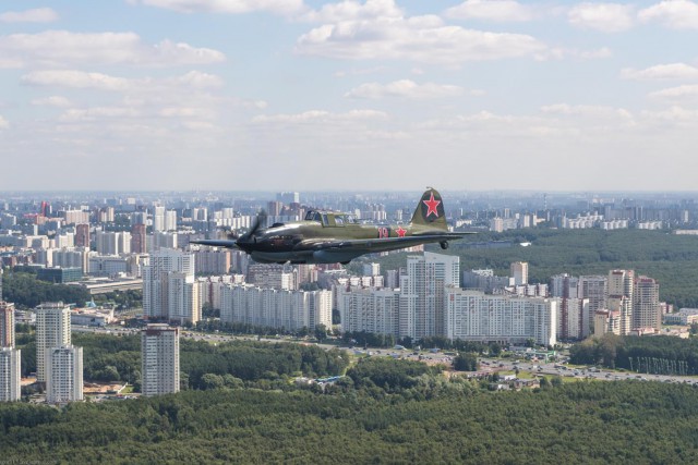 Перегон восстановленного штурмовика Ил-2