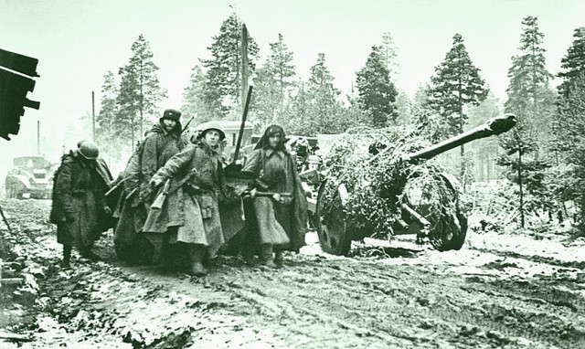 "Боги войны" - Советская артиллерия в годы Великой Отечественной войны