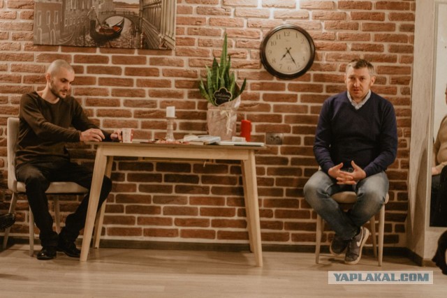 Заседание книжного клуба во Владикавказе закончилось массовой дракой.