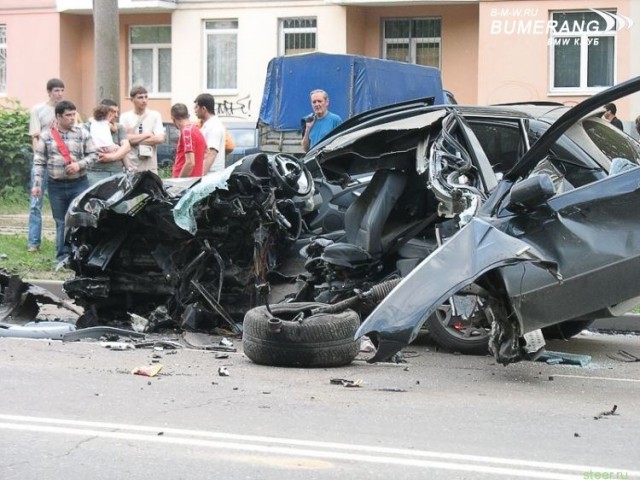 Трое мужчин разбились на BMW X5 в Белгородской области