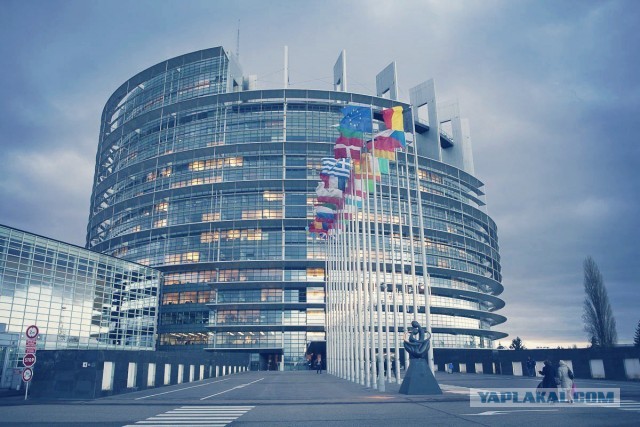 Европарламент не будет пускать в свои здания дипломатов из РФ и Белоруссии