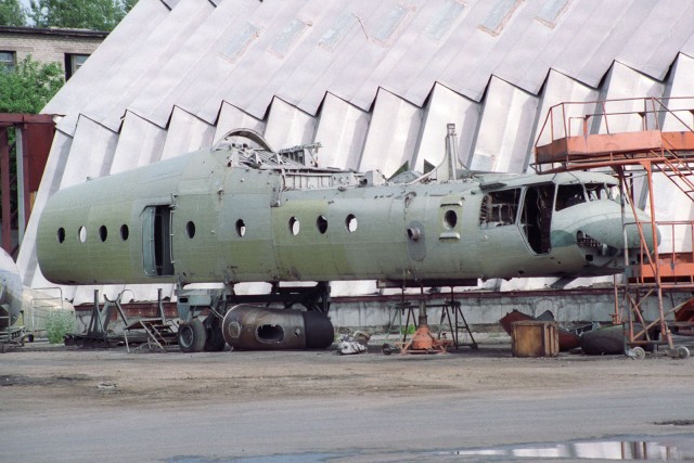 Запуск заброшенного вертолёта Ми-6