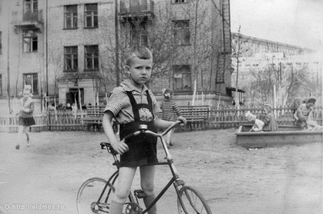 Фотографии из прошлого нашей страны - 35