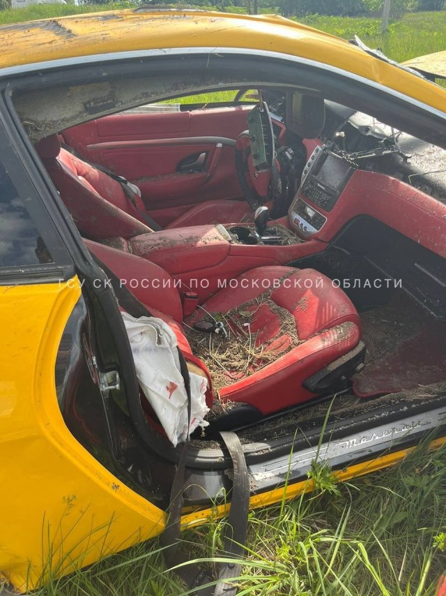 Водителя Maserati, сбившего на остановке под Можайском двоих детей, задержали, возбуждено уголовное дело