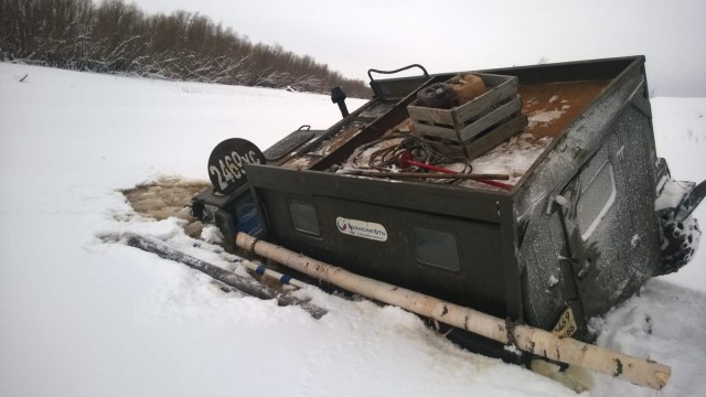 Трудовые будни на ледяных дорогах Якутии