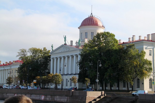 Санкт-Петербург. Прогулка по каналам и Неве