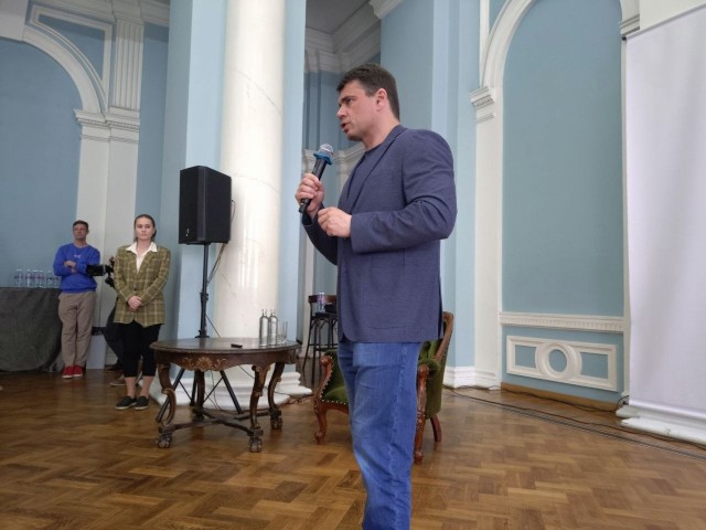 Боярский: Слухи о причастности ЕР к запретам распространяют конкуренты