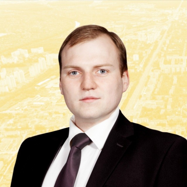 Орловский депутат удивился сумме выплат за полностью разрушенные квартиры и повреждённые машины при атаке БПЛА.