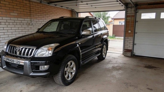 "Не бит, не крашен, не целован":в Подмосковье продают Toyota Land Cruiser Prado 2008 г.в., с пробегом 2122 км и ценой 8 мультов