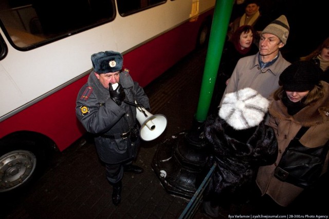 Зимние забавы в Москве - разгон митинга