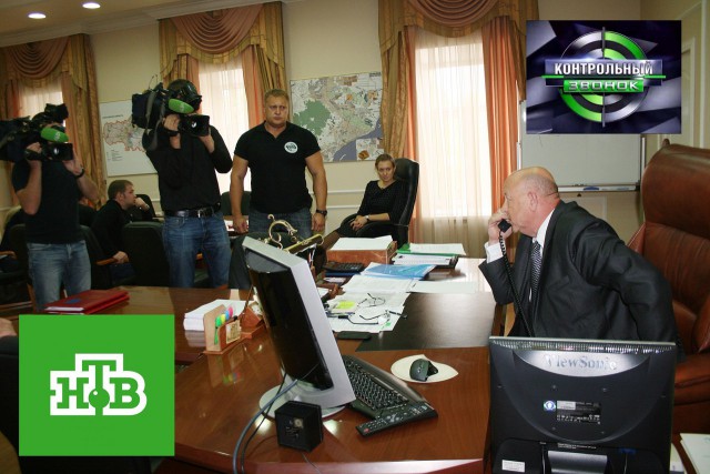 Избили школьницу на глазах учителей.