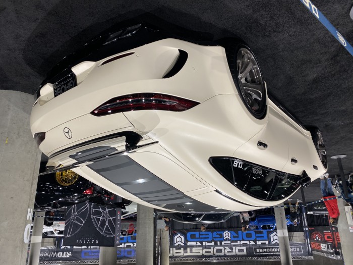 Автошоу Los Angeles 2019, part 1