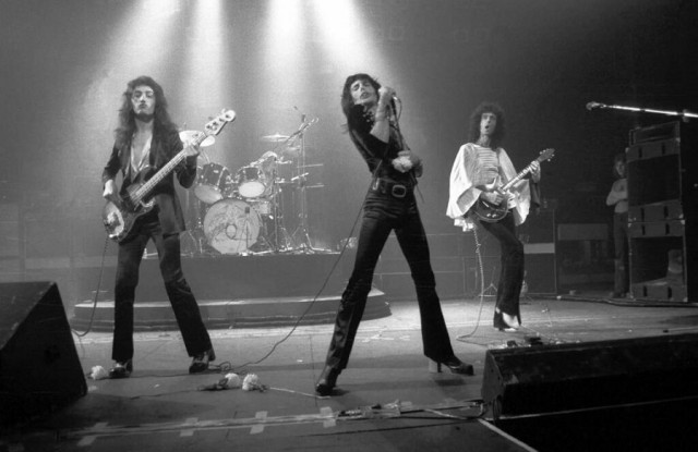 Музыка и музыканты: "Queen" - «Sheer Heart Attack»