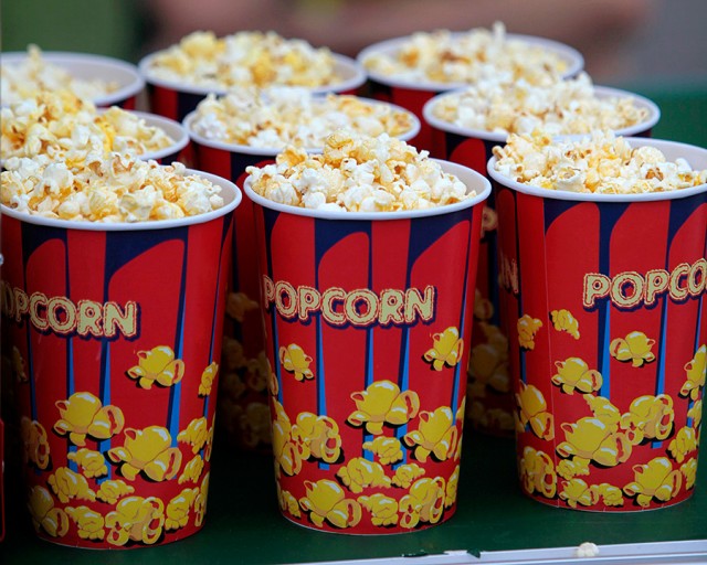 Запретить попкорн в кинотеатрах