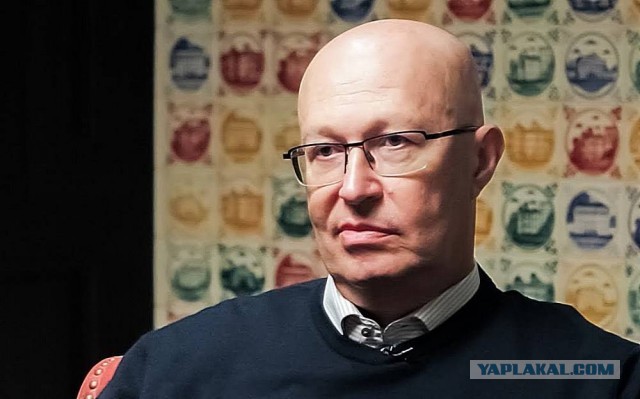 СМИ сообщили о задержании политолога Валерия Соловья и его сына