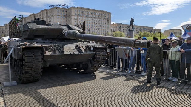 Выставка трофейной техники на Поклонке