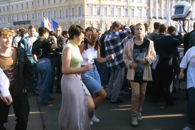 Девчата из 90-х и 2000-х 21.05.2025