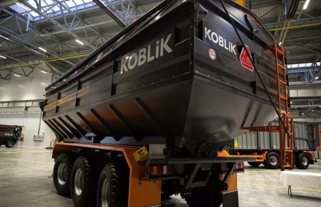 В Смоленске начал работать новый завод сельхозтехники