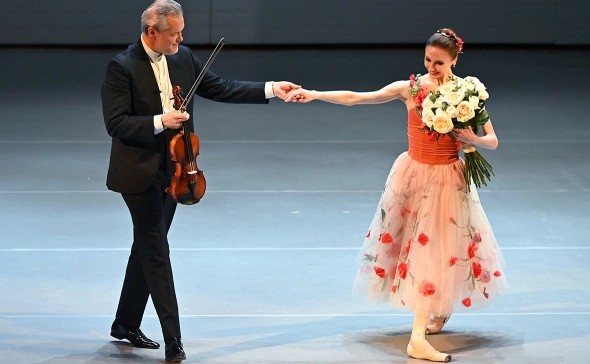 Во Флоренции отменили выступления балерины Захаровой и скрипача Репина