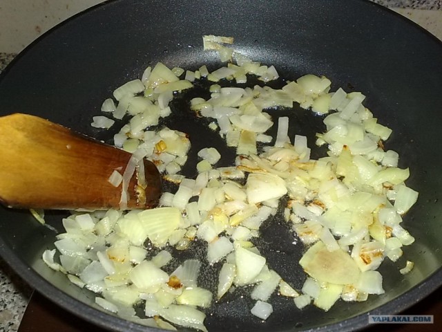 Фаршированный кальмар по Дженибековски.