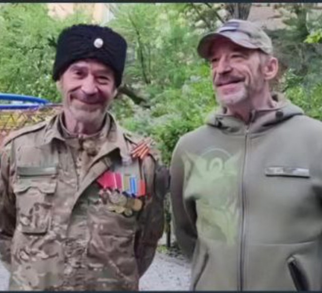Люди и самокаты