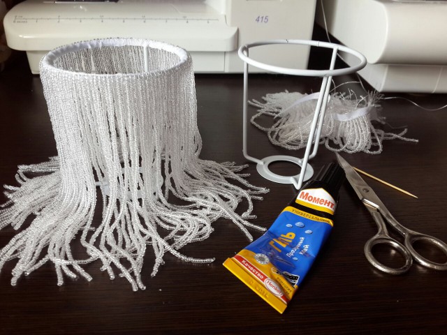 Жена переделала люстру