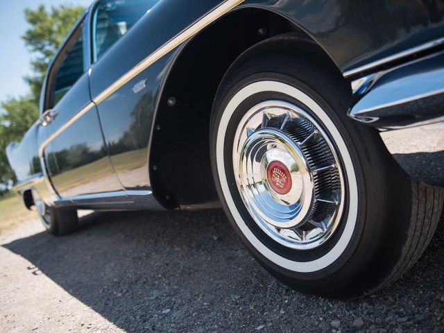 Cadillac. Картинки с аукциона.