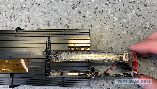Часы на газоразрядном индикаторе из видеокарты