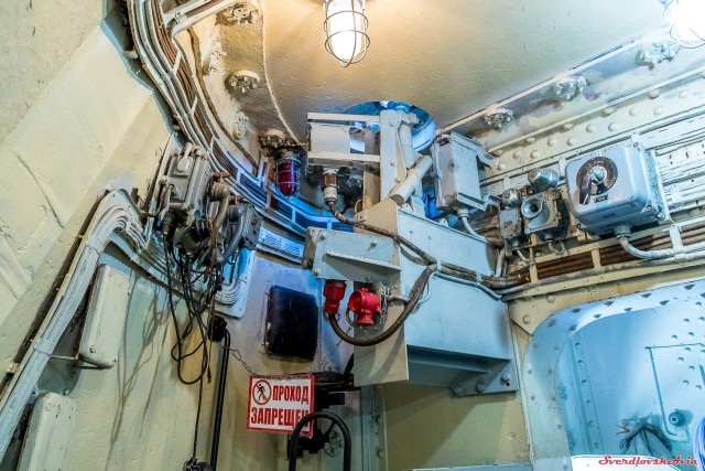 Орудия, от холостого залпа которых сносит крыши и выбивает стекла