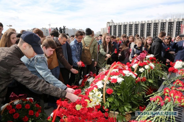 Киев. 9 Мая. Утро в Парке Славы