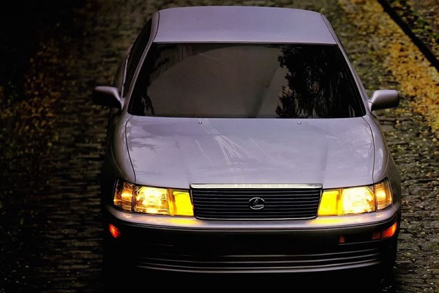 Крушение немецких авторитетов: как Lexus LS 400 покорил рынок США