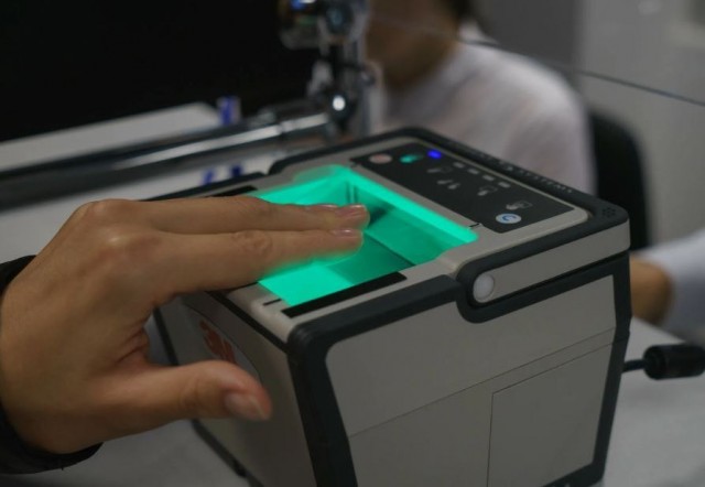 Россиян хотят обязать сдавать биометрию, чтобы пользоваться Госуслугами