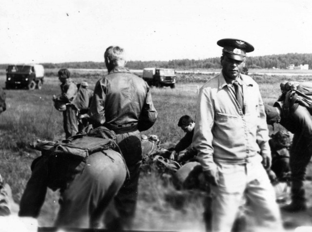 Диафильм "Как я прыгал с парашютом", 1985 год.