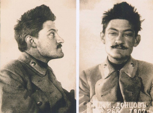 Женя Карась призывает других к смерти ради истории