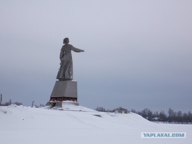 Рыбинск. Монумент "Волга"