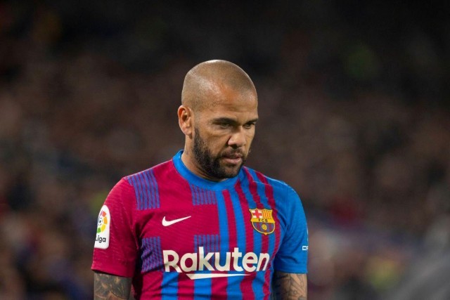 Легенду "Барселоны" Дани Алвеса арестовали по обвинению в изнасиловании