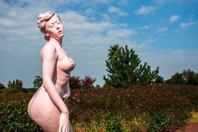 Парк любви «Love Land» в Южной Корее