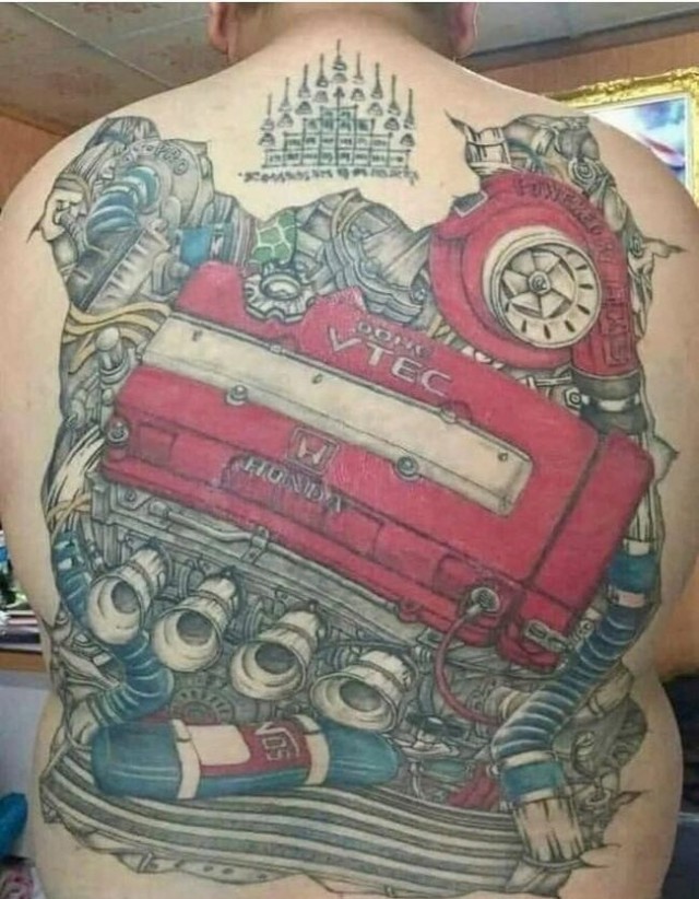 Кольщик, наколи мне всё подряд
