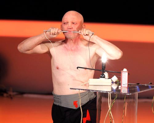 Человек-батарейка