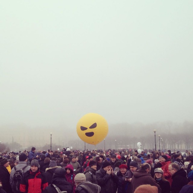 Как проходил митинг против передачи Исаакиевского собора РПЦ