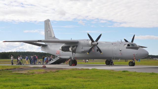 Российский транспортный самолет Ан-26 потерпел крушение в Сирии, 32 человека погибли