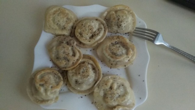 Кнуты, сыровяленые колбаски к пиву.
