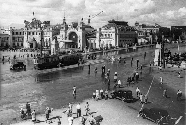 Москва и москвичи. Двадцатый век. (13.11.23)