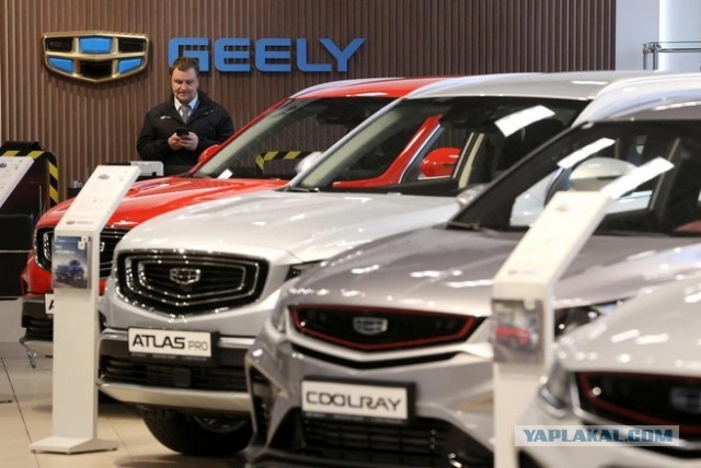 Китайский костер из-под «кормы». Geely в дыму скандала с «паленым» топливом и неисправным двигателем