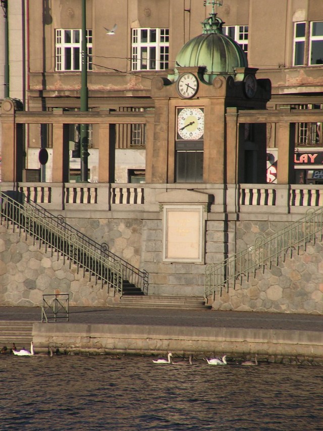 Часы в наших городах